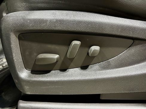 Used 2015 GMC Yukon XL Denali w/ Open Road Package image 25