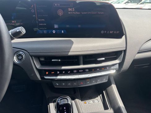 Used 2026 Cadillac CT5 Premium Luxury RWD image 17