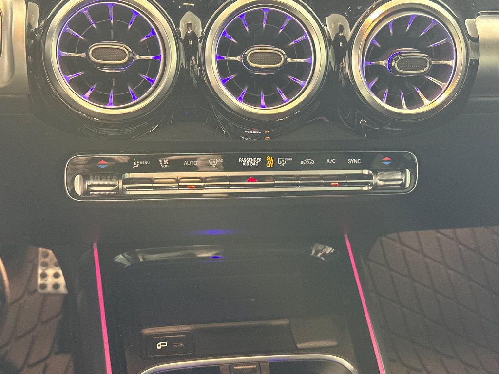 Used 2022 Mercedes-Benz GLB 35 AMG 4MATIC image 6