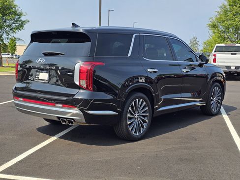 Used 2023 Hyundai Palisade Calligraphy w/ Cargo Package AWD/4WD image 9