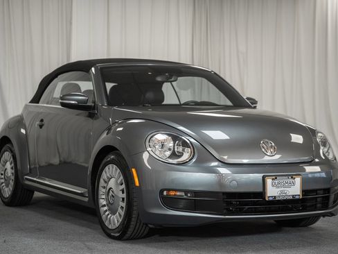 Used 2014 Volkswagen Beetle 2.5 image 1