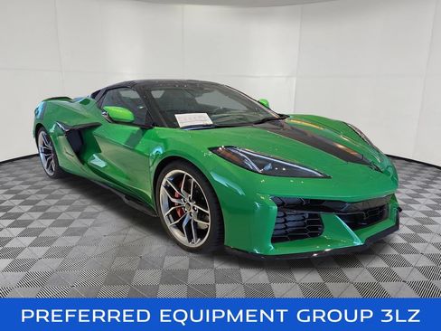 Used 2026 Chevrolet Corvette Z06 RWD image 2