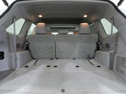 Used 2015 Toyota Highlander XLE image 30