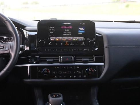 Certified 2025 Nissan Pathfinder SL w/ SL Premium Package AWD/4WD image 27