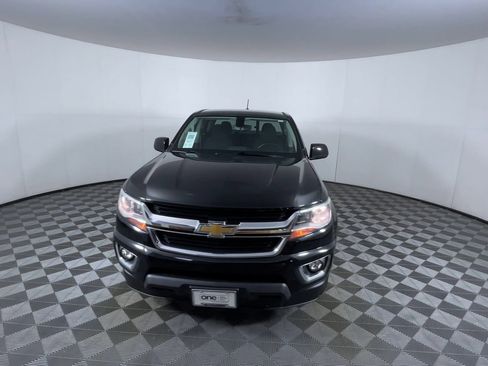 Used 2019 Chevrolet Colorado LT w/ LT Convenience Package image 3