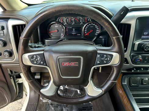 Used 2015 GMC Sierra 1500 SLT w/ SLT Crew Cab Value Package image 15