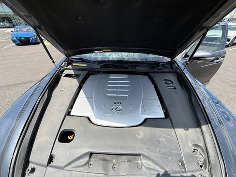 Used 2010 Lexus LS 460 w/ Comfort Pkg RWD image 32