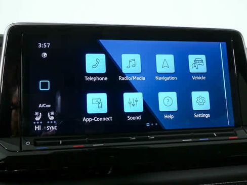 Certified 2025 Volkswagen Atlas SE image 16