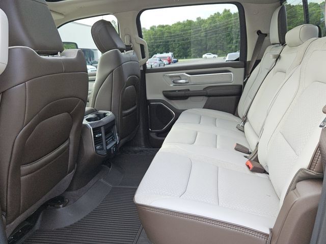 New 2026 RAM 1500 Laramie w/ Laramie Preferred Package AWD/4WD image 11