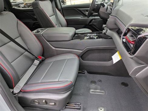 New 2025 Chevrolet Silverado EV RST image 30