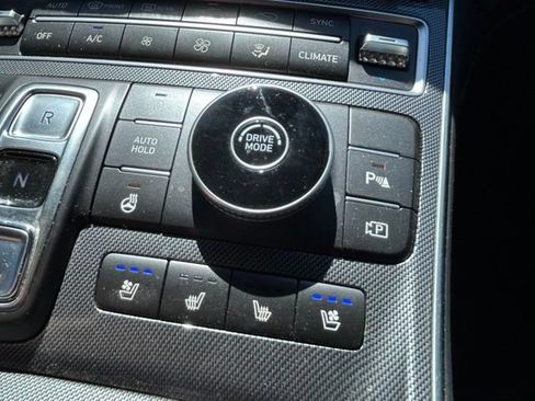 Used 2023 Hyundai Santa Fe Limited FWD image 26
