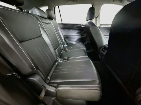 Used 2024 Volkswagen Tiguan SE FWD image 27