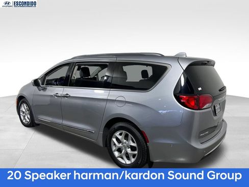 Used 2019 Chrysler Pacifica Touring-L Plus w/ Advanced Safetytec Group FWD image 4