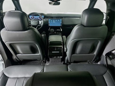 Used 2025 Land Rover Range Rover Sport SE image 24