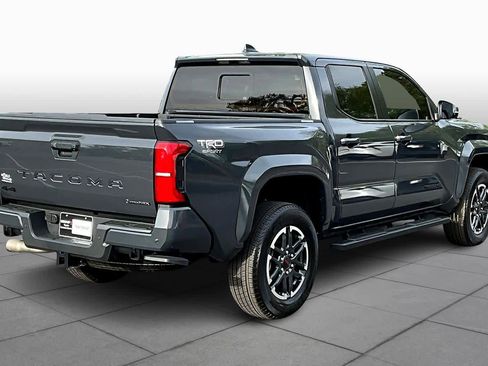 Used 2024 Toyota Tacoma TRD Sport w/ TRD Sport Upgrade Package image 12