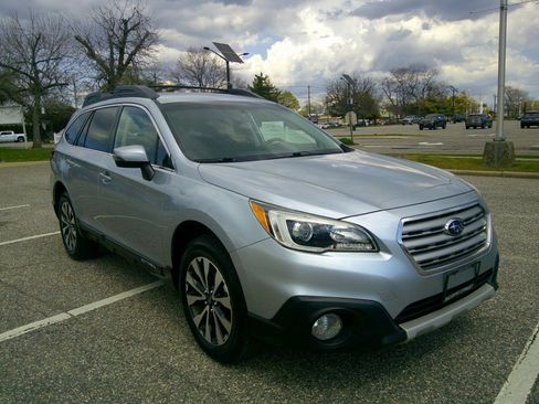 Used 2016 Subaru Outback 2.5i Limited image 19