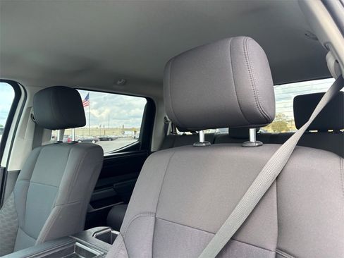 Used 2022 Toyota Tundra SR5 image 12