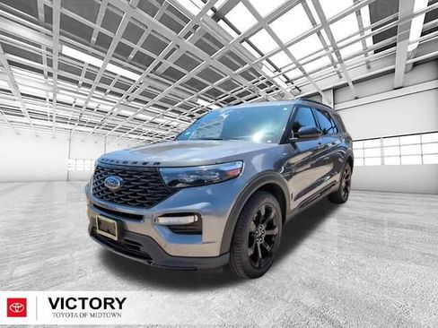 Used 2023 Ford Explorer ST-Line w/ Class IV Trailer Tow Package AWD/4WD image 9