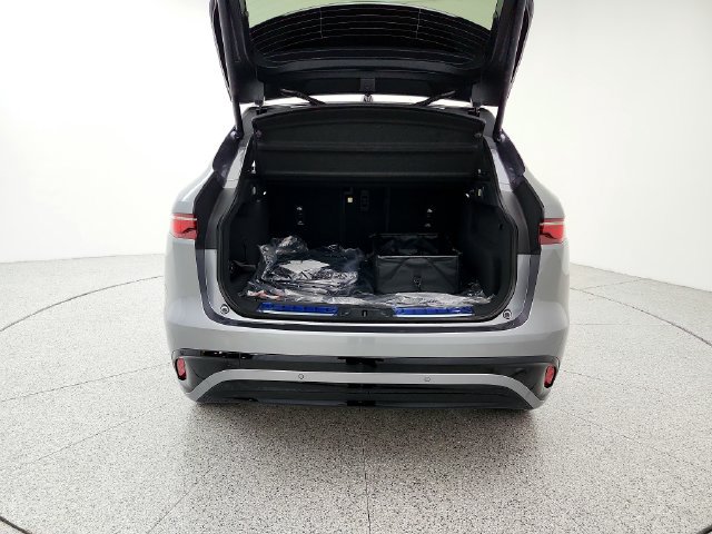 New 2026 Jaguar F-PACE R-Dynamic S AWD/4WD image 19