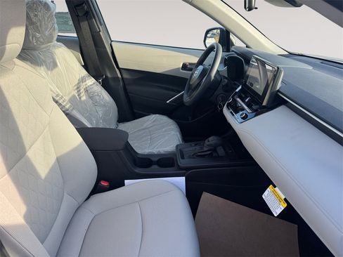 New 2026 Toyota Corolla Cross L image 15