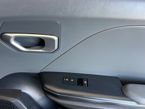 Certified 2025 Kia K4 FWD image 18