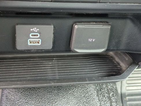 Used 2024 Ford F250 XL AWD/4WD image 21