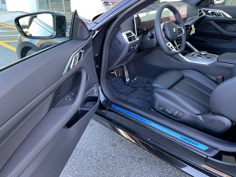 Used 2026 BMW 430i Coupe w/ M Sport Package RWD image 30