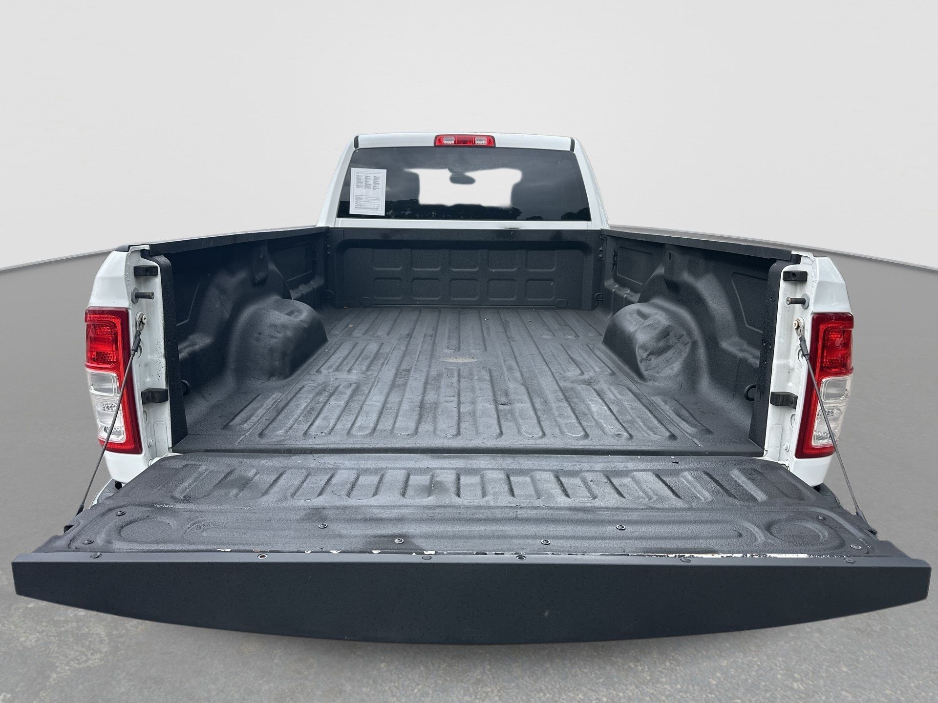Used 2020 RAM 2500 Tradesman w/ Chrome Appearance Group RWD image 25