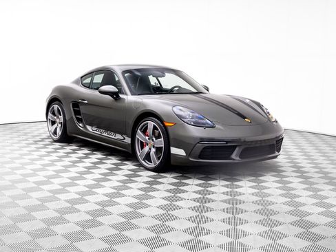 Certified 2025 Porsche 718 Cayman S RWD image 6