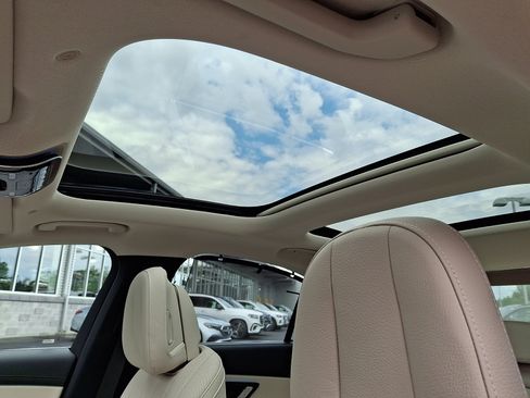 Used 2025 Mercedes-Benz E 450 4MATIC Sedan image 15