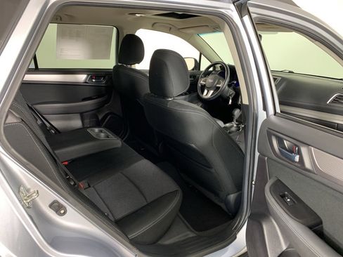 Used 2016 Subaru Outback 2.5i Premium image 36