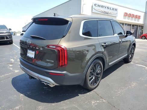Used 2021 Kia Telluride SX w/ Towing Package FWD image 5
