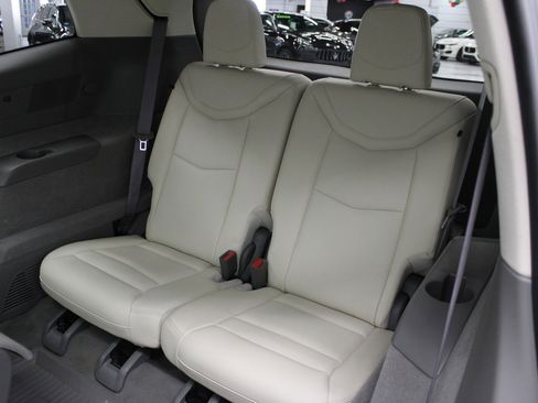 Certified 2024 Cadillac XT6 Premium Luxury w/ LPO, Floor Liner Package image 45