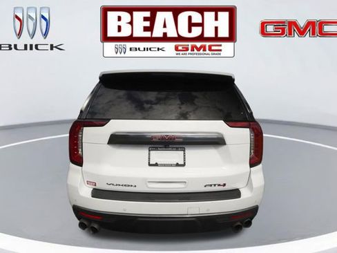 Used 2024 GMC Yukon AT4 w/ Technology Package image 4