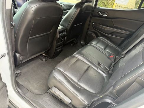 Used 2018 GMC Acadia SLT image 7