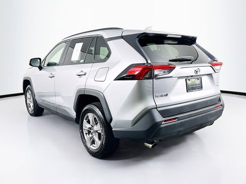 Used 2025 Toyota RAV4 XLE image 5