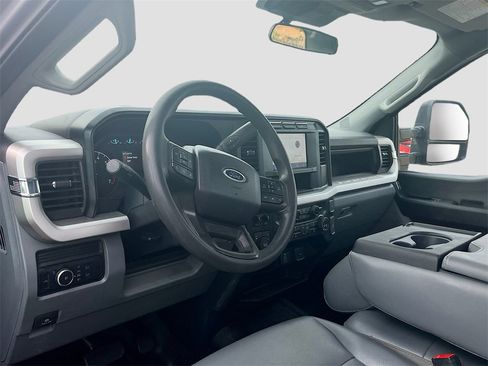Used 2024 Ford F250 XL w/ Snow Plow Prep Package image 9