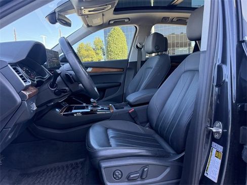 Used 2023 Audi Q5 2.0T Premium image 10