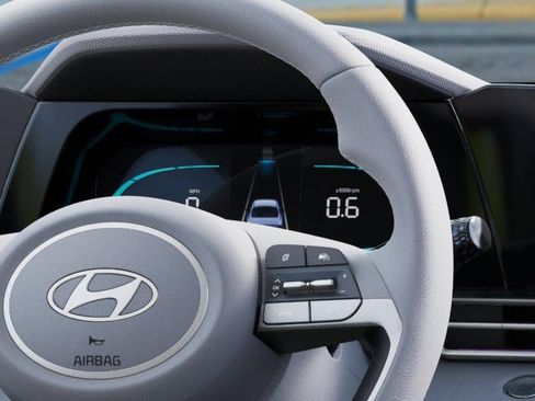 New 2026 Hyundai Elantra Sport FWD image 31