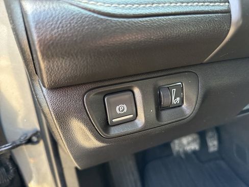 Certified 2019 GMC Acadia SLT image 39