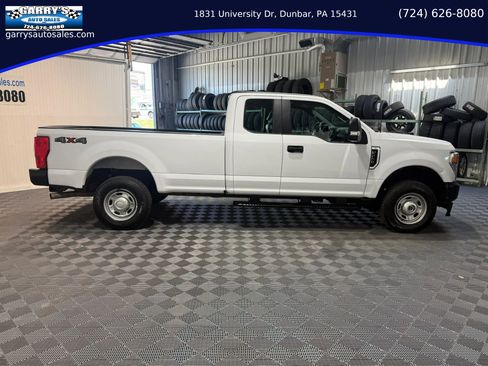 Used 2022 Ford F250 XL w/ Power Equipment Group AWD/4WD image 4