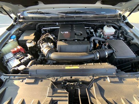 Used 2023 Nissan Frontier PRO-4X w/ Pro Convenience Package AWD/4WD image 24