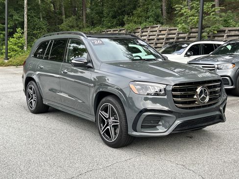 Certified 2026 Mercedes-Benz GLS 450 4MATIC image 4