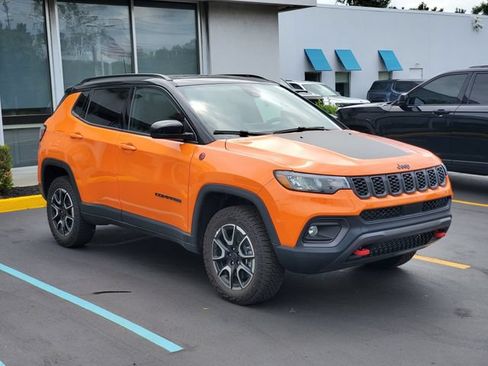 New 2026 Jeep Compass Trailhawk w/ Sun, Sound & Navigation Group AWD/4WD image 2