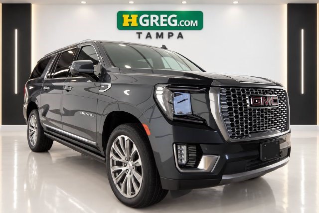 Used 2021 GMC Yukon XL Denali w/ Denali Premium Package RWD image 4