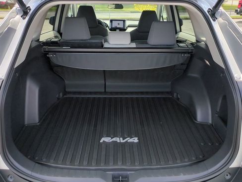 Used 2023 Toyota RAV4 XLE image 13