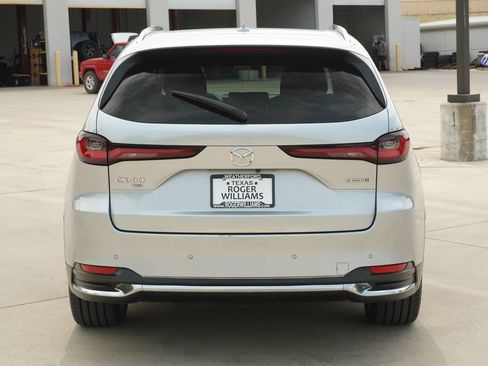 Used 2024 MAZDA CX-90 3.3 Turbo w/ Premium Package AWD/4WD image 4