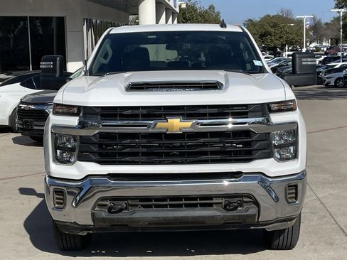 Used 2024 Chevrolet Silverado 2500 LT image 6