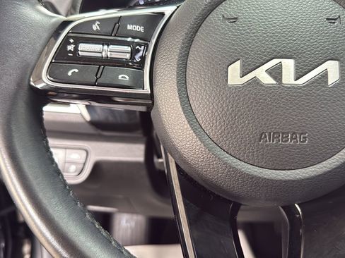 Used 2023 Kia Seltos EX AWD/4WD image 16