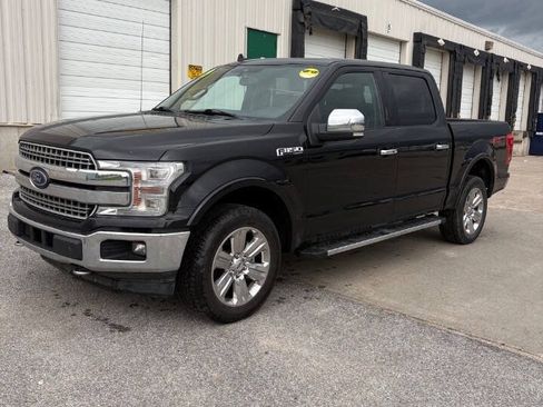 Used 2019 Ford F150 Lariat w/ Equipment Group 502A Luxury AWD/4WD image 3